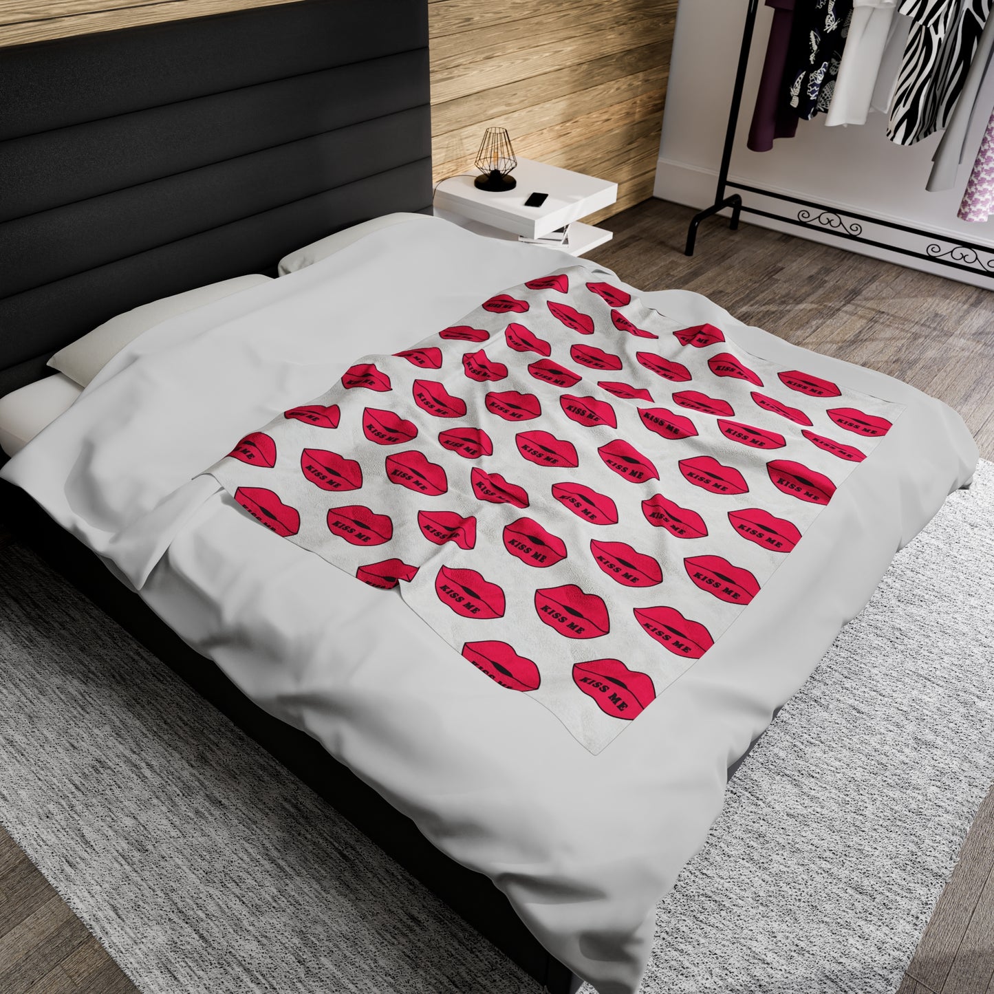Kiss me Velveteen Plush Blanket