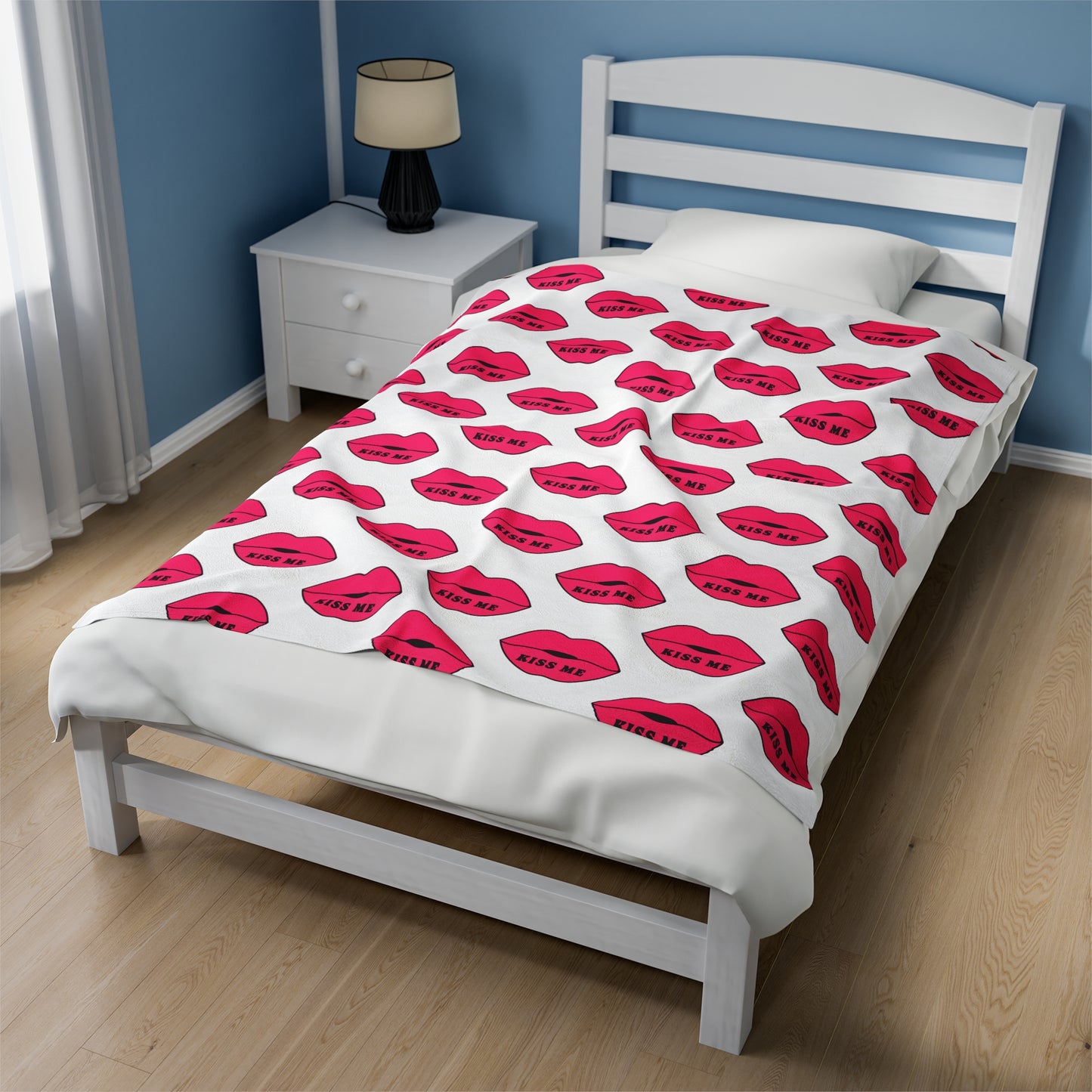 Kiss me Velveteen Plush Blanket